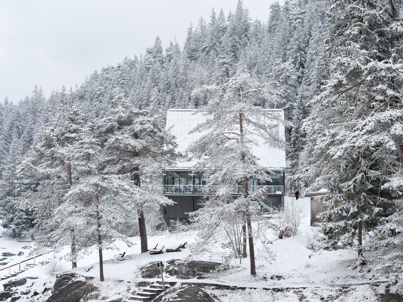 Restaurant Caumasee, Flims – Aussenfoto Winter - Blickrichtung West – Ralph Feiner