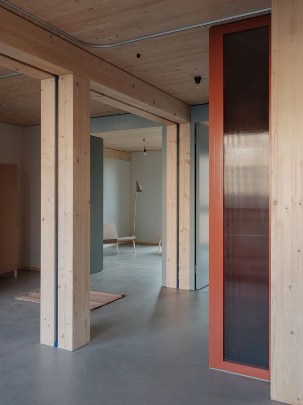 LysP8 - Wohnhaus mit Gewerbe – 3.5-Zimmerwohnungen im 1. Obergeschoss – Federico Farinatti