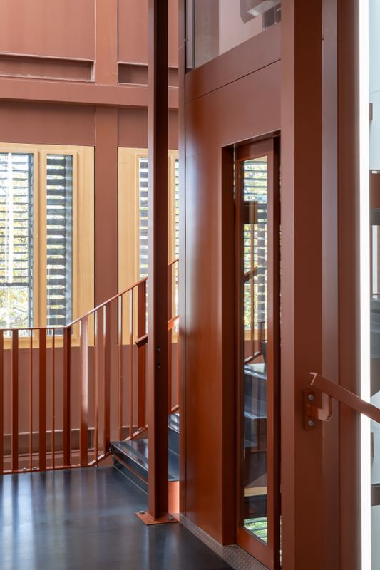 Pavillon provisoire pour le Centre de Formation Professionnelle Santé et sociale (CFPS) – Ascenseur – Hélène Maria Photographe