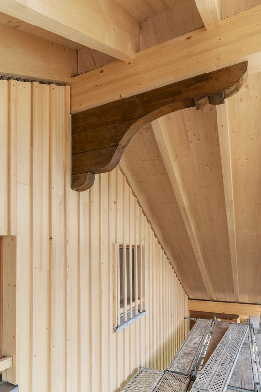 Wohnbaugenossenschaft Fondligarten – Bestehendes bleibt nach Möglichkeit erhalten - bestehendes Auflager mit ertüchtigtem Dach – Martin Zeller