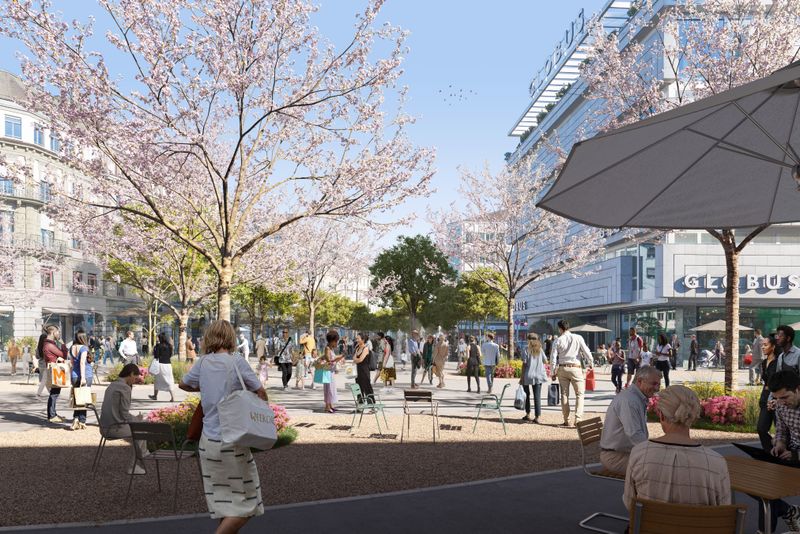 Stadtraum Hauptbahnhof 2050 – Zukunftsbild Löwenplatz: Der Löwenplatz wird zum Ort des Verweilens, Geniessens, Treffens mit Potenzial für Gewerbe und Boulevard-Gastronomie. Das Parkhaus beim Globus heisst Kund*innen willkommen. – Dome Visual GmbH, Zug