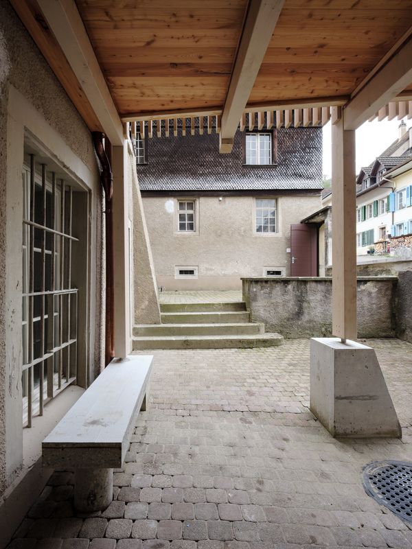 Umnutzung Bezirksgericht Waldenburg - Neues Wohnen und Kultur im historischen Konglomerat – Unter der Laube – Annette Fischer