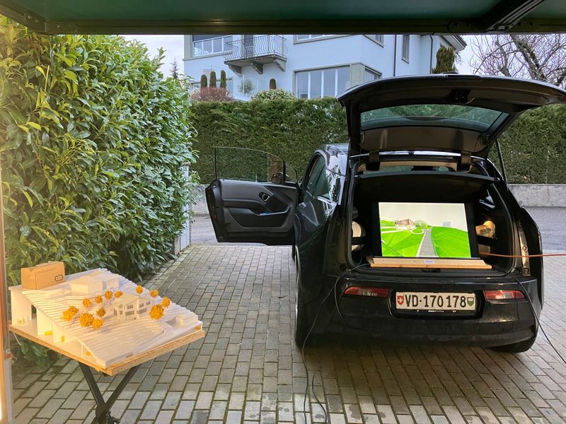 L'Espace Chantier – A St-Légier, pour la construction d'une villa individuelle en matériaux bio-sourcé, labac a présenté le projet au quartier. Même une maison impact un quartier et ainsi l'accompagnement est important. – labac