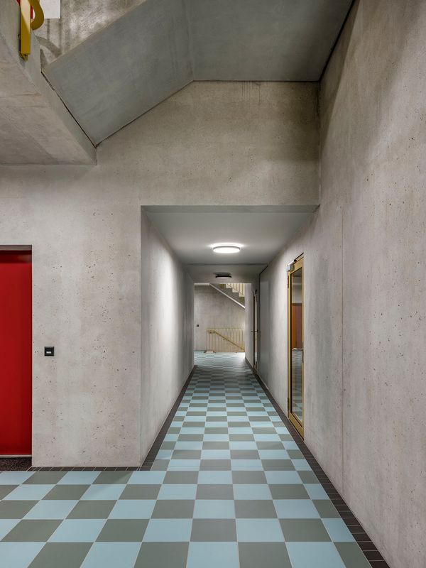 Immeuble de logements coopératifs, PSBL et PPE – Liaison des deux allées au rez-de-chaussée – Johannes Marburg Photography