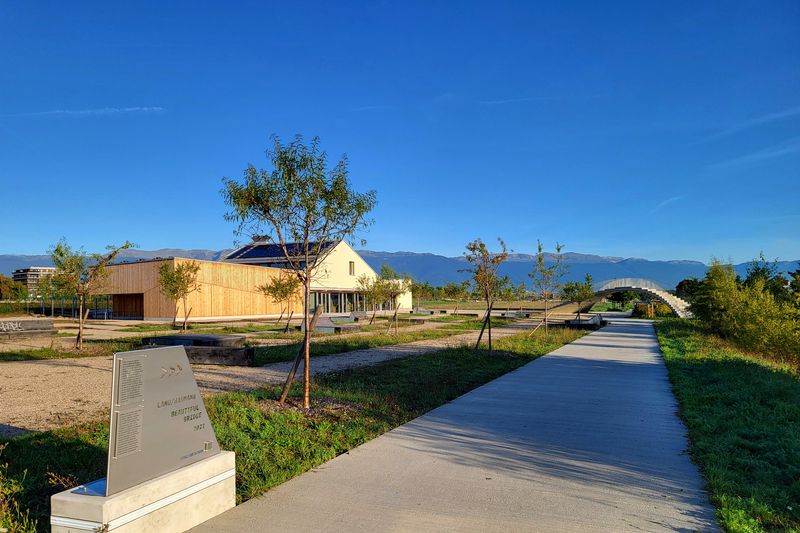 Ferme agro-urbaine de Bernex – Verzone Woods Architectes & Joseph Jeanmart