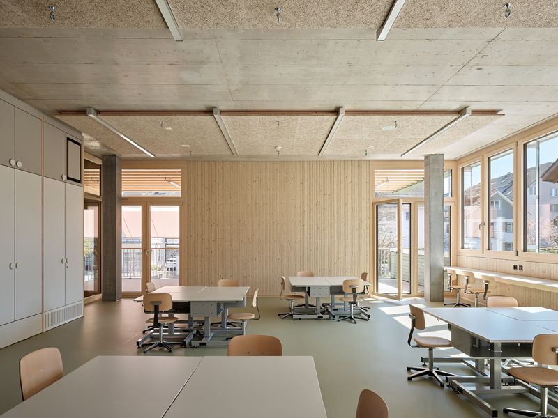 Neubau Bildungsgebäude Breiten – Klassenzimmer – Roland Bernath