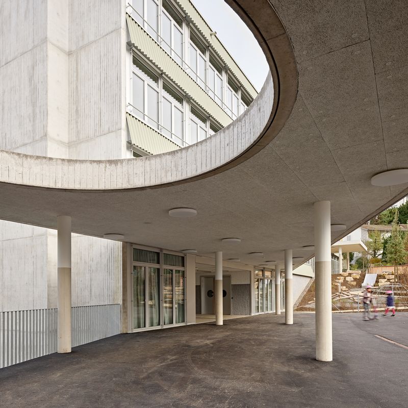 Neubau Schulhaus Bachtal – Vordach – Roland Bernath