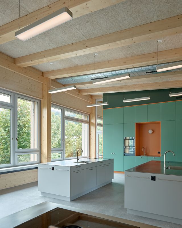 Erweiterung Schulanlage Muoshof Malters – Hauswirtschaftsküche Dachgeschoss – Roland Bernath