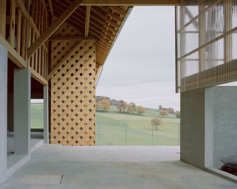 LA FERME INVERSÉE Transformation d’une ferme à la Bruyère, Vuisternens-devant-Romont – Willem PAB