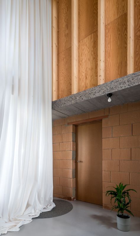 « RE » TRANSFORMATION D’UNE FERME À LA CRETÂ – David BARD