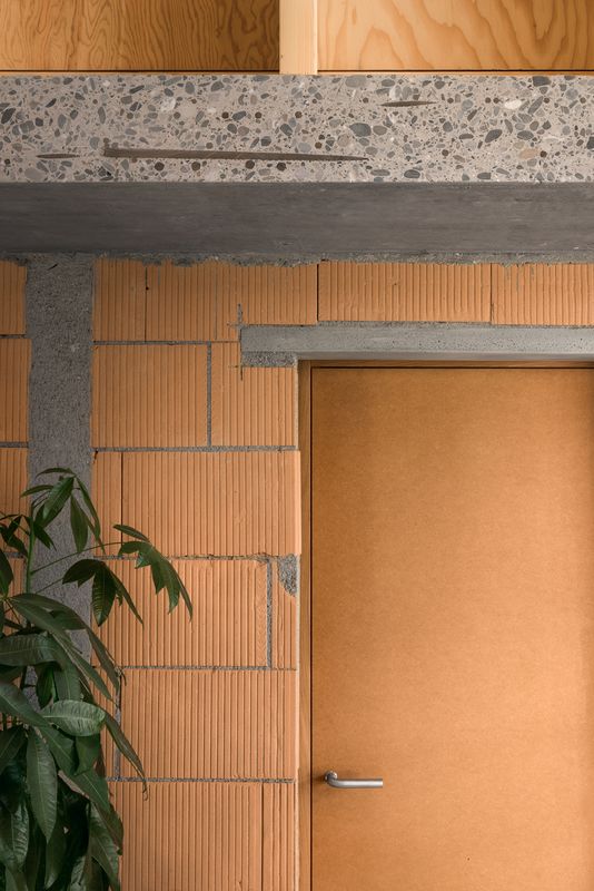 « RE » TRANSFORMATION D’UNE FERME À LA CRETÂ – David BARD