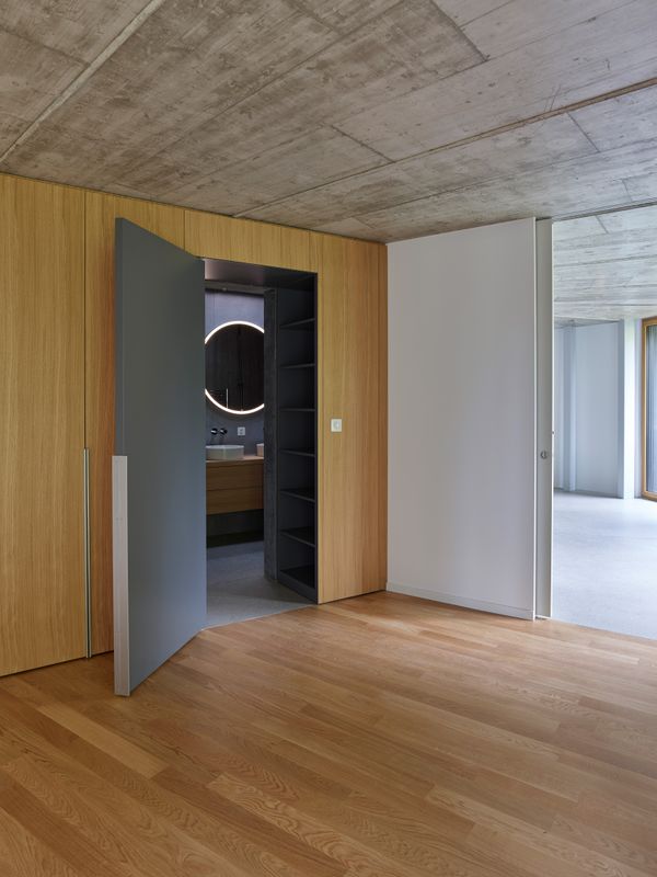 Oval Housing – © Federal Studio