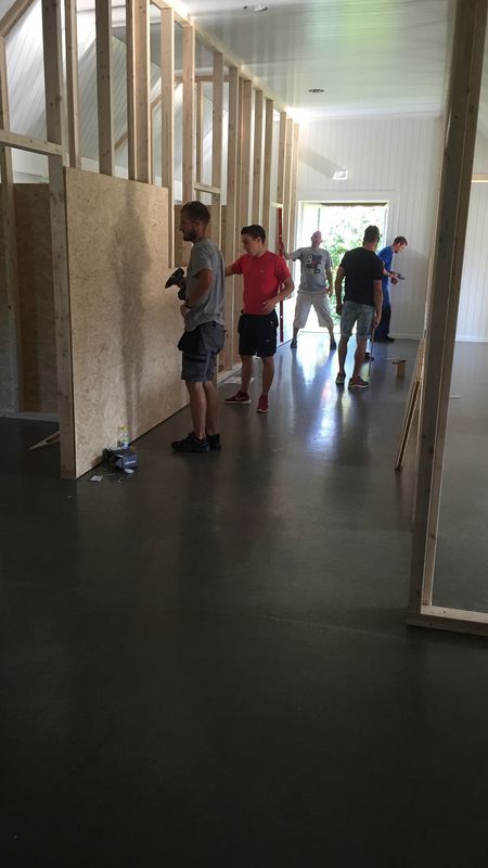 Vision 2030 Kreislauffähige Stadionbaute – Partizipation und Fronarbeit am Garderobengebäude