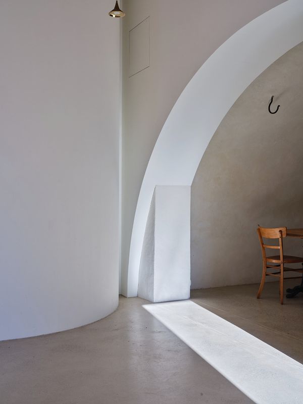 Wöschhüsli – Zsigmond Toth x Studio Noun