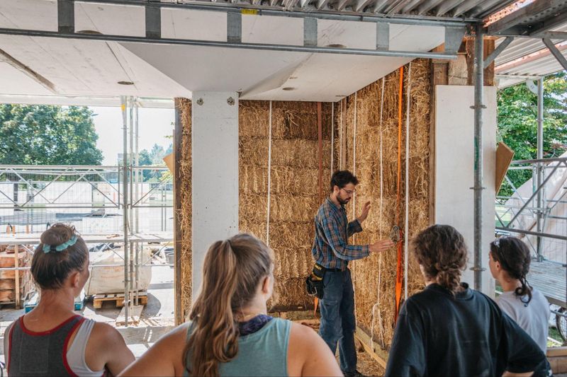 Pavillon rebuiLT – rebuiLT